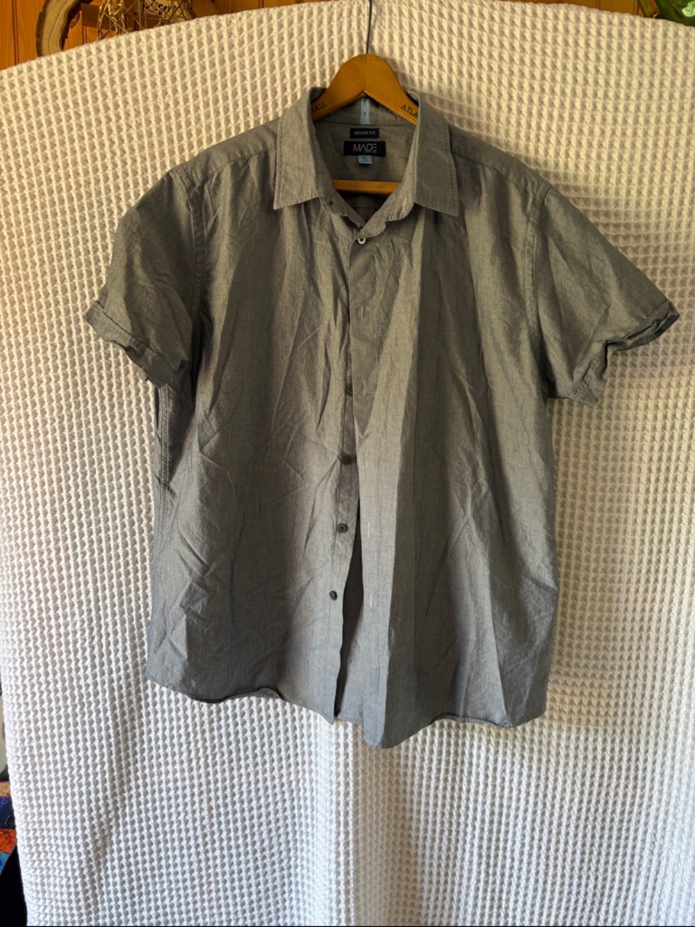 MOVE Modern Fit Short-Sleeve Button-Up Shirt - Gray